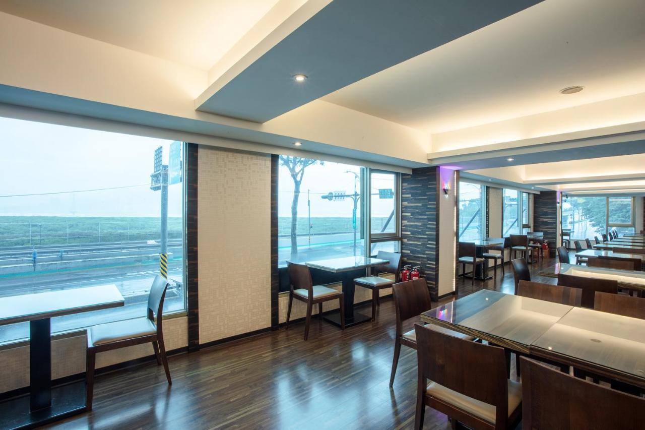 觀海樓海景大飯店 Hotel Cloud Riverside Tamsui Esterno foto