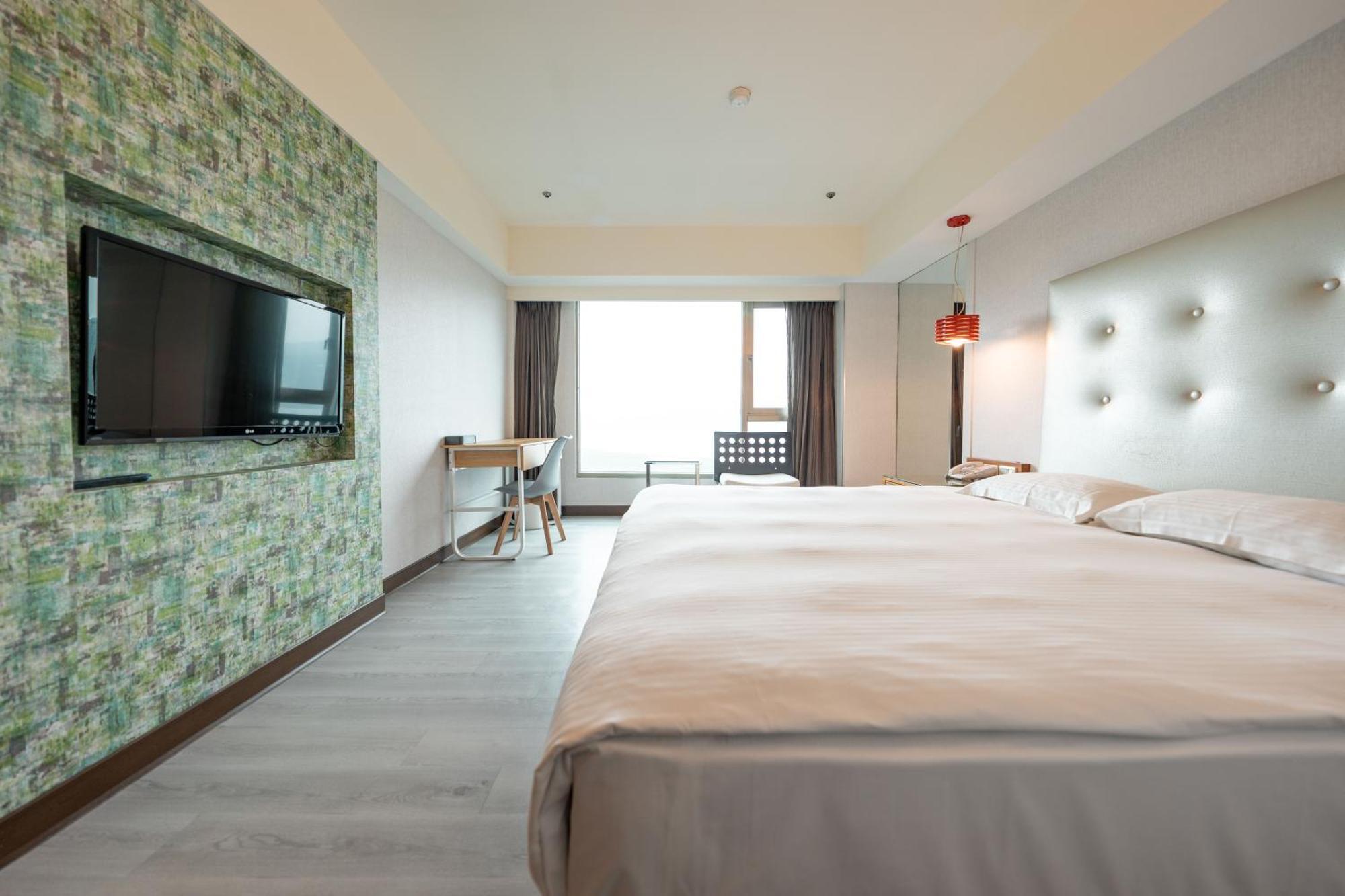 觀海樓海景大飯店 Hotel Cloud Riverside Tamsui Esterno foto